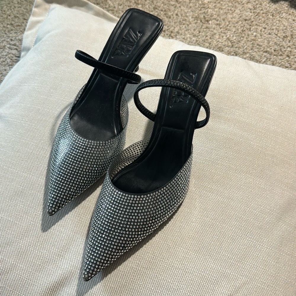 COPY - Zara Sparkle Pointed Toe kitten heel